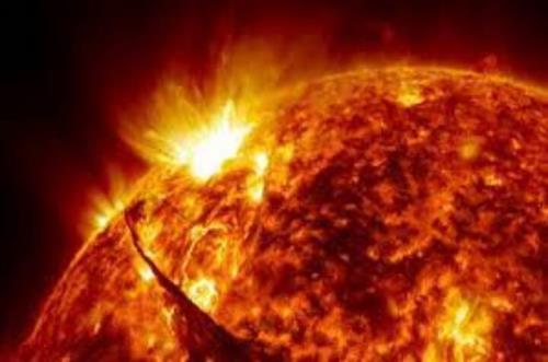 شعله خورشید اتمسفر زمین را یونیزه کرد
